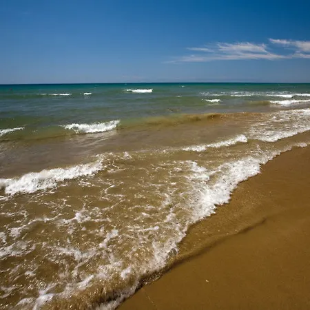 Готель Defne Star