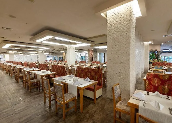 Отель Defne Star 4*