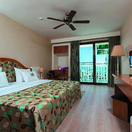 Defne Star Hotell Side