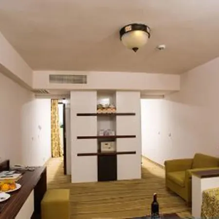 Defne Star Hotell Side