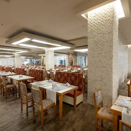 Hotell Defne Star 4*